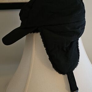 Sherpa Lined Trapper Hat Men or Women L Black